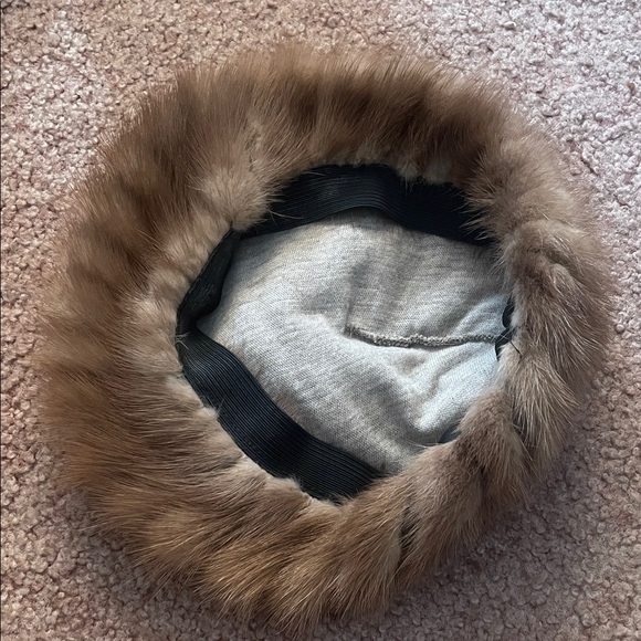 Vintage mink fur Hat - Picture 2 of 3